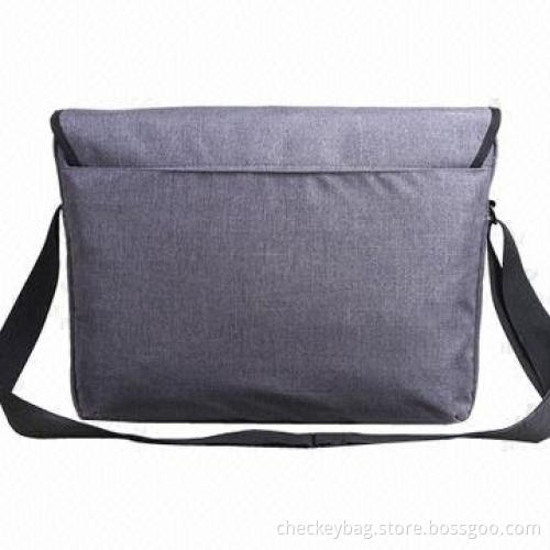 Laptop messenger bag, measures 42*7*30cm